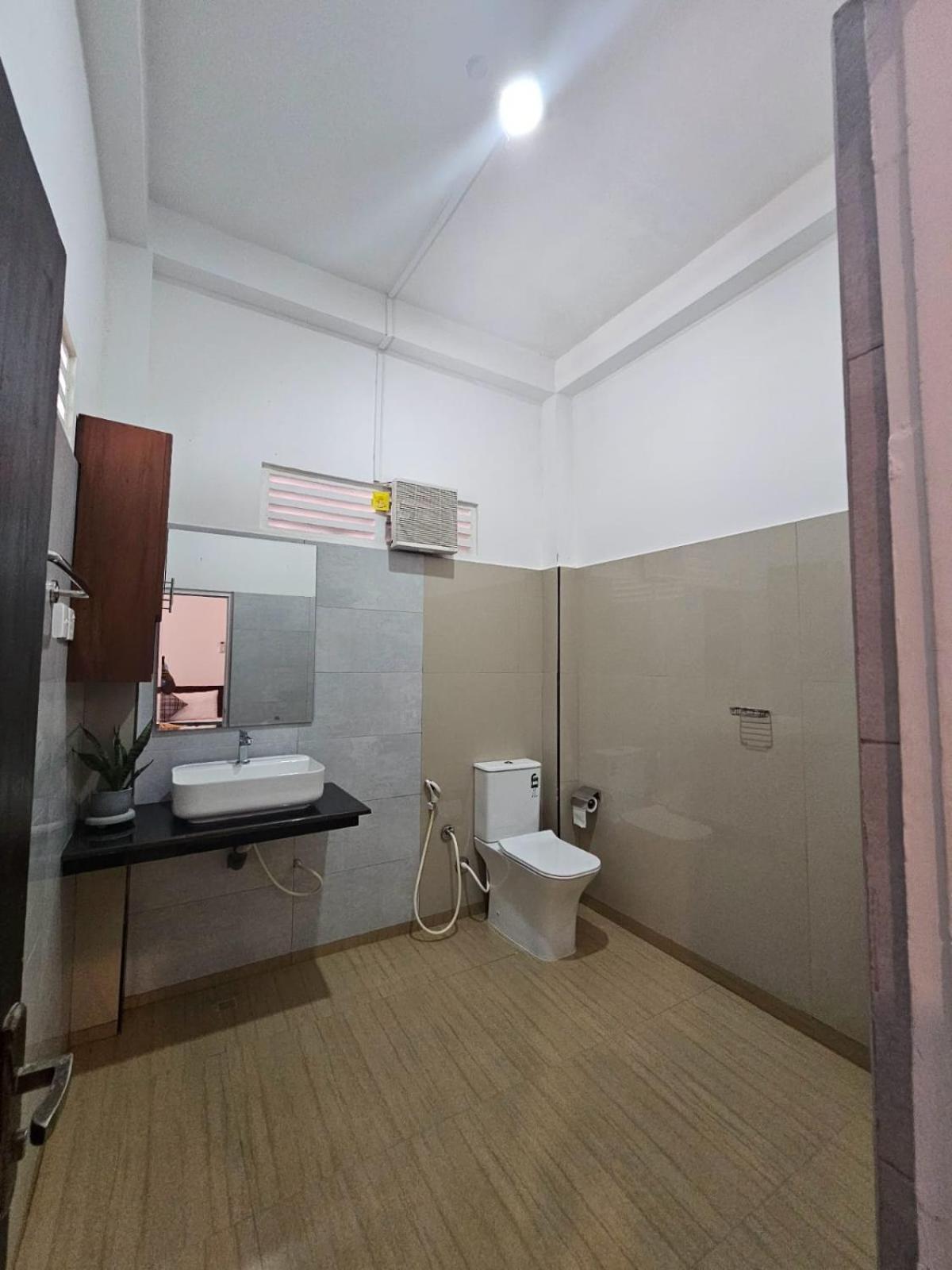 Optimum Residencies Negombo